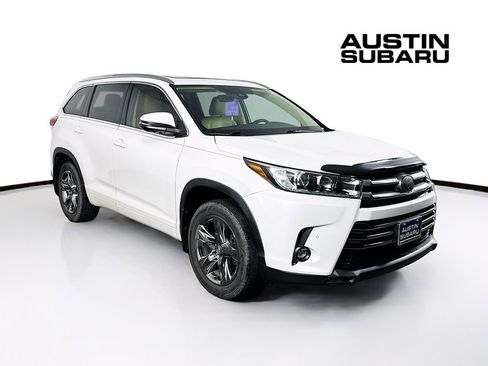 Used 2019 Toyota Highlander Limited Platinum image 1