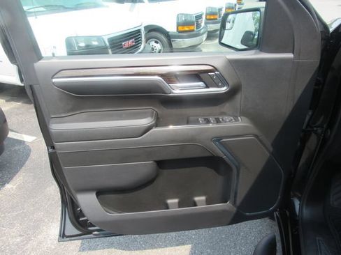 Used 2024 GMC Sierra 1500 Elevation AWD/4WD image 7