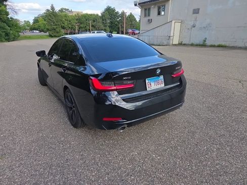 Used 2023 BMW 330i xDrive Sedan w/ Premium Package AWD/4WD image 13