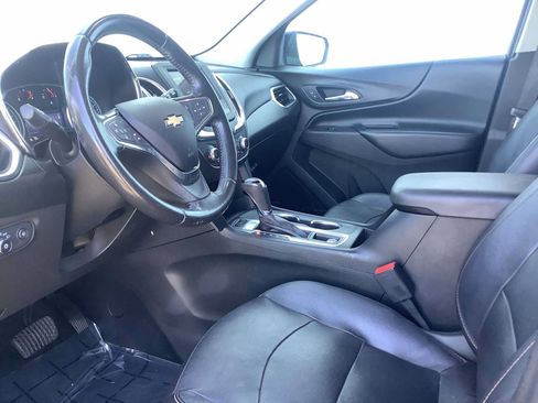 Used 2020 Chevrolet Equinox LT w/ Midnight Edition AWD/4WD image 3