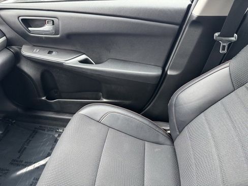 Certified 2016 Toyota Camry SE image 19