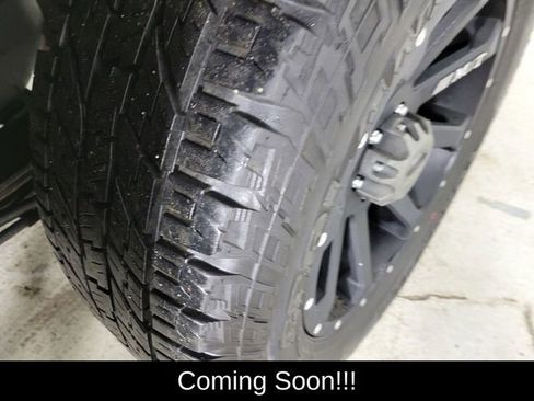 Used 2016 Ford F150 Lariat w/ Equipment Group 502A Luxury image 11