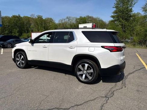 Certified 2023 Chevrolet Traverse LT w/ LT Premium Package AWD/4WD image 2