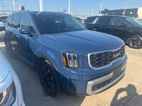 Used 2024 Kia Telluride SX w/ Towing Package FWD image 1
