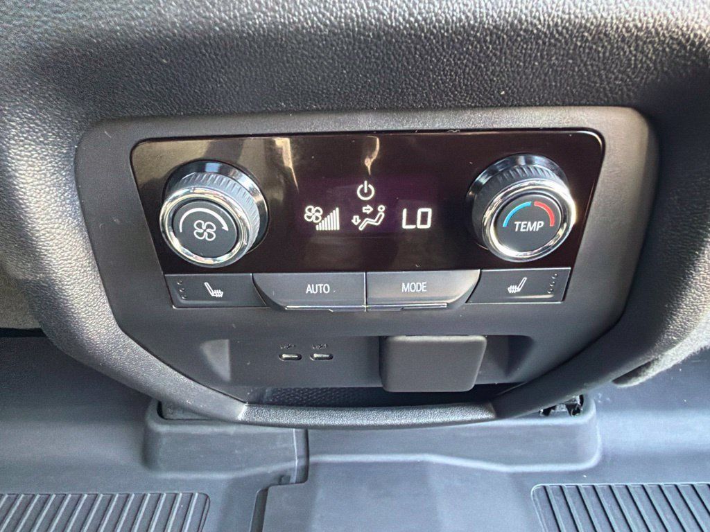 Used 2024 Chevrolet Traverse RS w/ LPO, Floor Liner Package AWD/4WD image 35