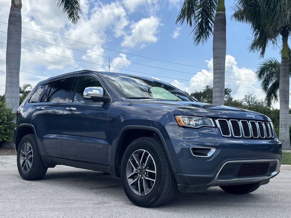 Used 2021 Jeep Grand Cherokee Limited RWD image 4