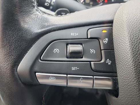 Certified 2023 Cadillac XT4 Premium Luxury w/ Cold Weather Package image 25