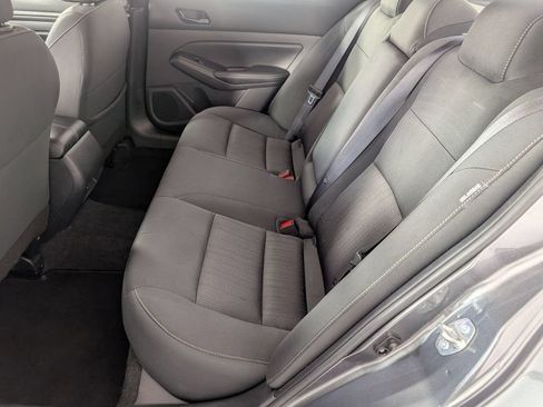 Used 2025 Nissan Altima 2.5 SV FWD image 27