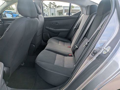Used 2024 Nissan Sentra SV FWD image 12