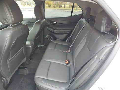 Used 2024 Buick Encore GX Sport Touring image 19