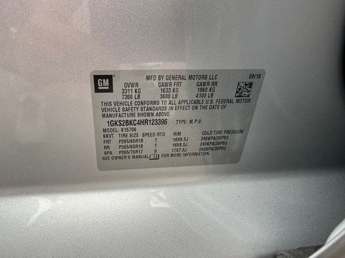 Used 2017 GMC Yukon SLT image 36