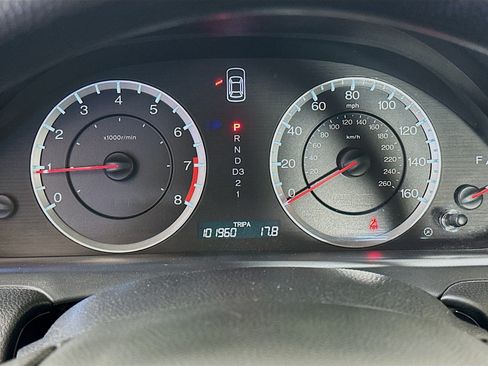 Used 2011 Honda Accord LX image 18