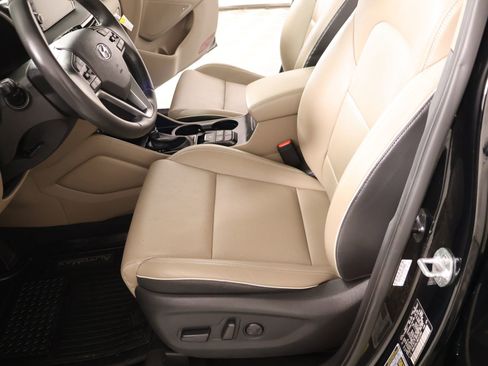 Certified 2021 Hyundai Tucson Ultimate w/ Cargo Package FWD image 12