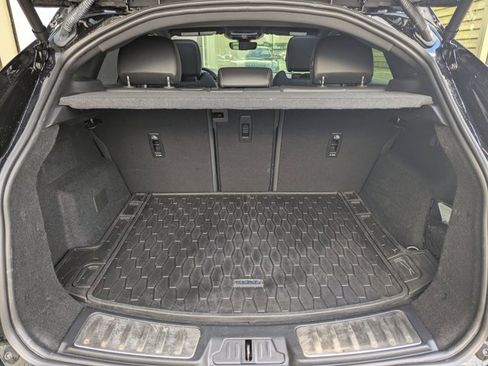 Certified 2024 Jaguar E-PACE R-Dynamic SE image 6