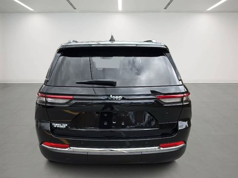 Used 2023 Jeep Grand Cherokee 4WD 4xe image 4