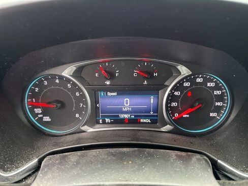 Used 2019 Chevrolet Equinox LT image 17