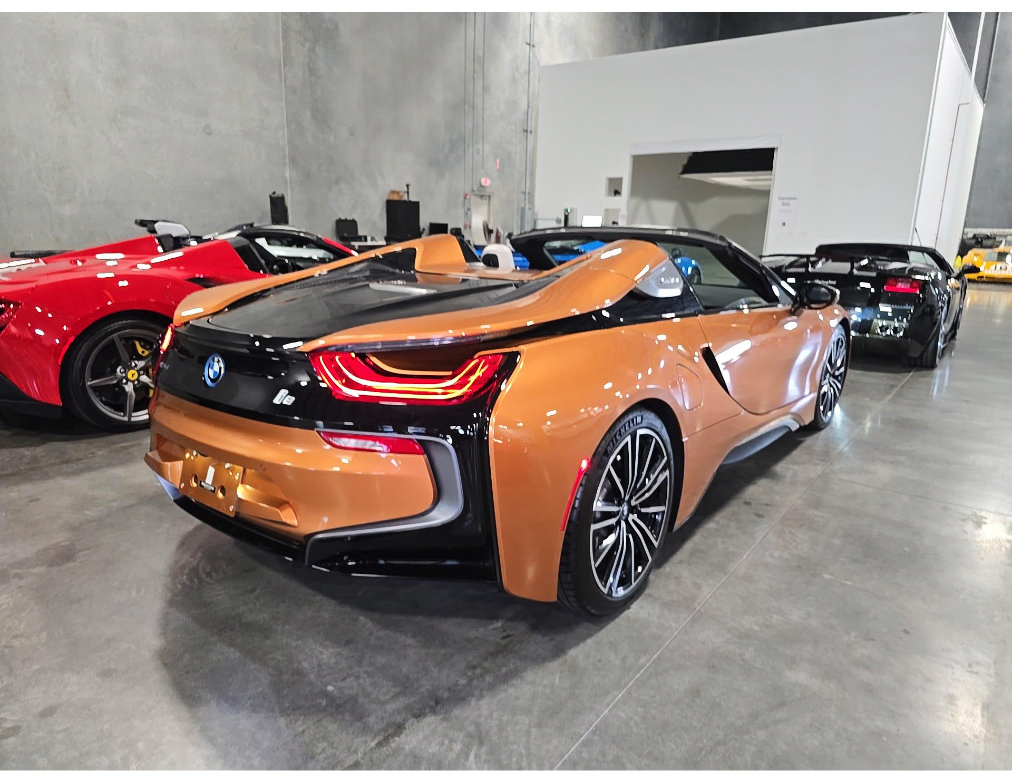 Used 2019 BMW i8 Roadster AWD/4WD image 6