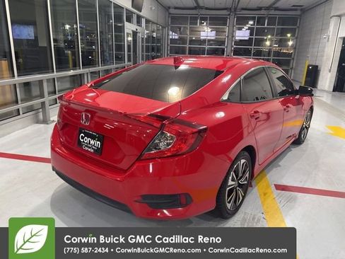 Used 2018 Honda Civic EX-T image 8