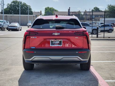 Used 2024 Chevrolet Blazer EV LT AWD/4WD image 13