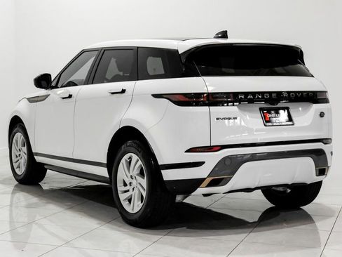 Used 2023 Land Rover Range Rover Evoque R-Dynamic S image 10