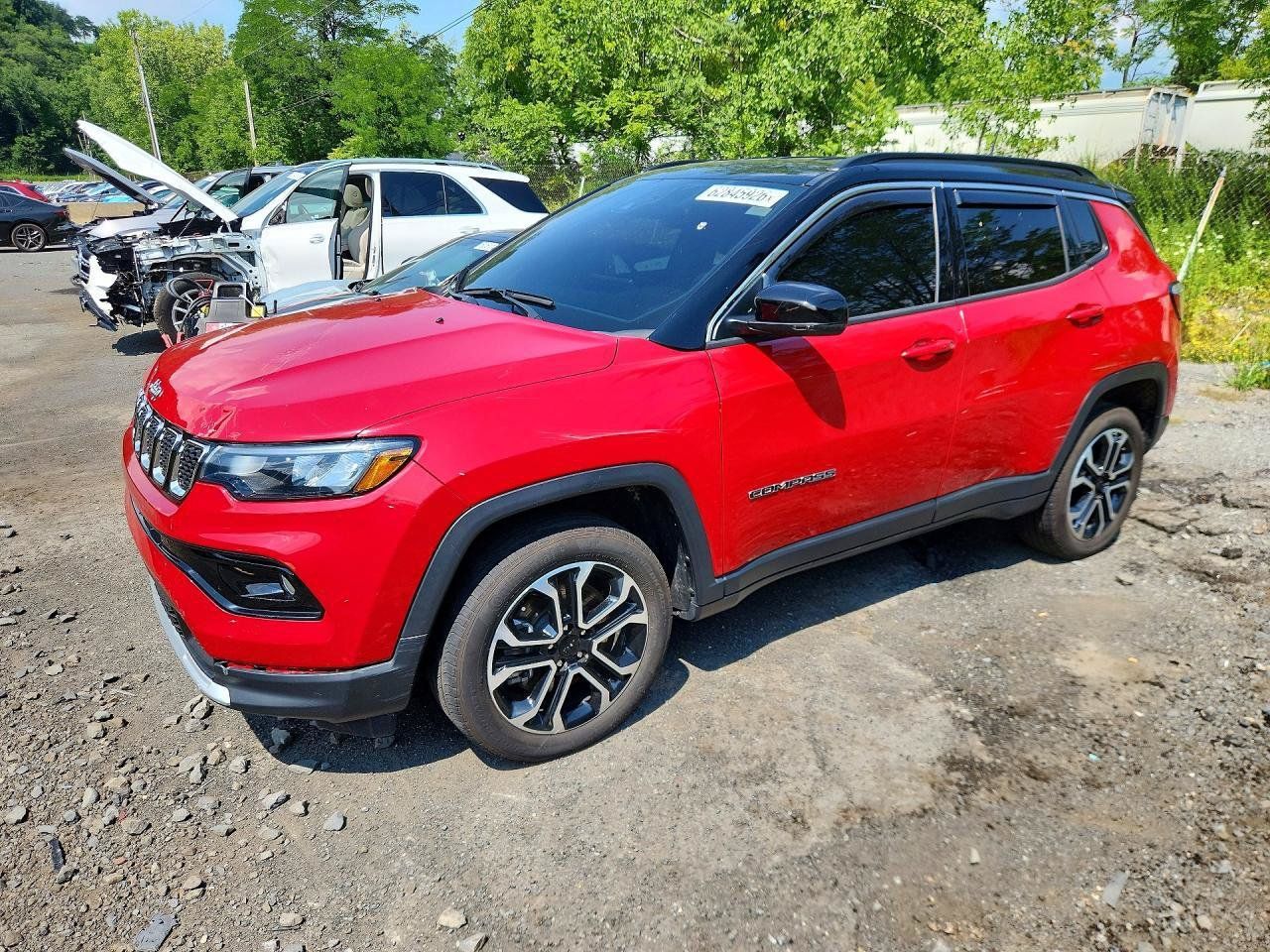 Used 2024 Jeep Compass Limited AWD/4WD image 2