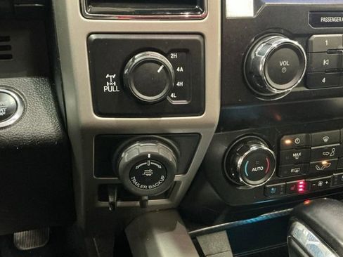 Used 2020 Ford F150 Lariat image 24