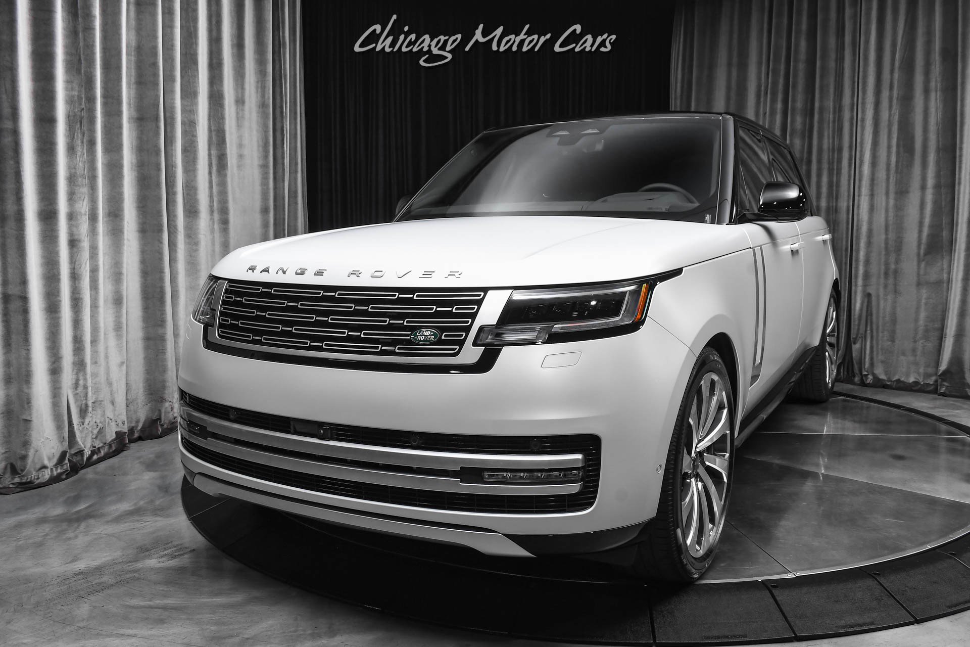 Used 2026 Land Rover Range Rover Long Wheelbase Autobiography AWD/4WD image 2