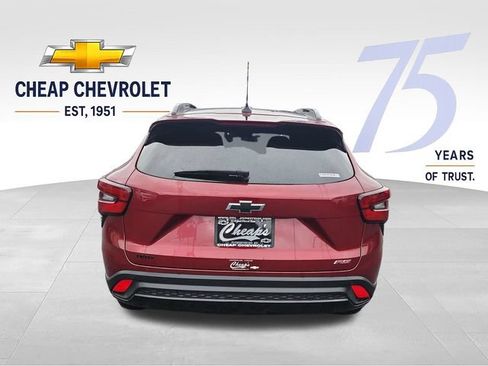 Used 2025 Chevrolet Trax RS w/ Driver Confidence Package FWD image 5