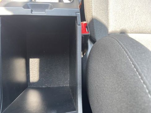 Used 2025 Kia K4 LXS FWD image 24