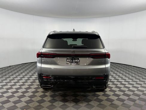 Used 2026 Buick Enclave Sport Touring FWD image 9