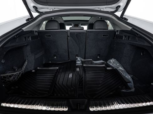 Certified 2025 Audi Q5 Premium Plus w/ Premium Plus image 18