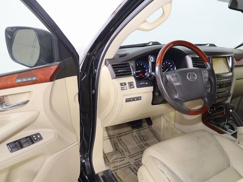 Used 2010 Lexus LX 570 4WD w/ Preferred Accessory Package image 50