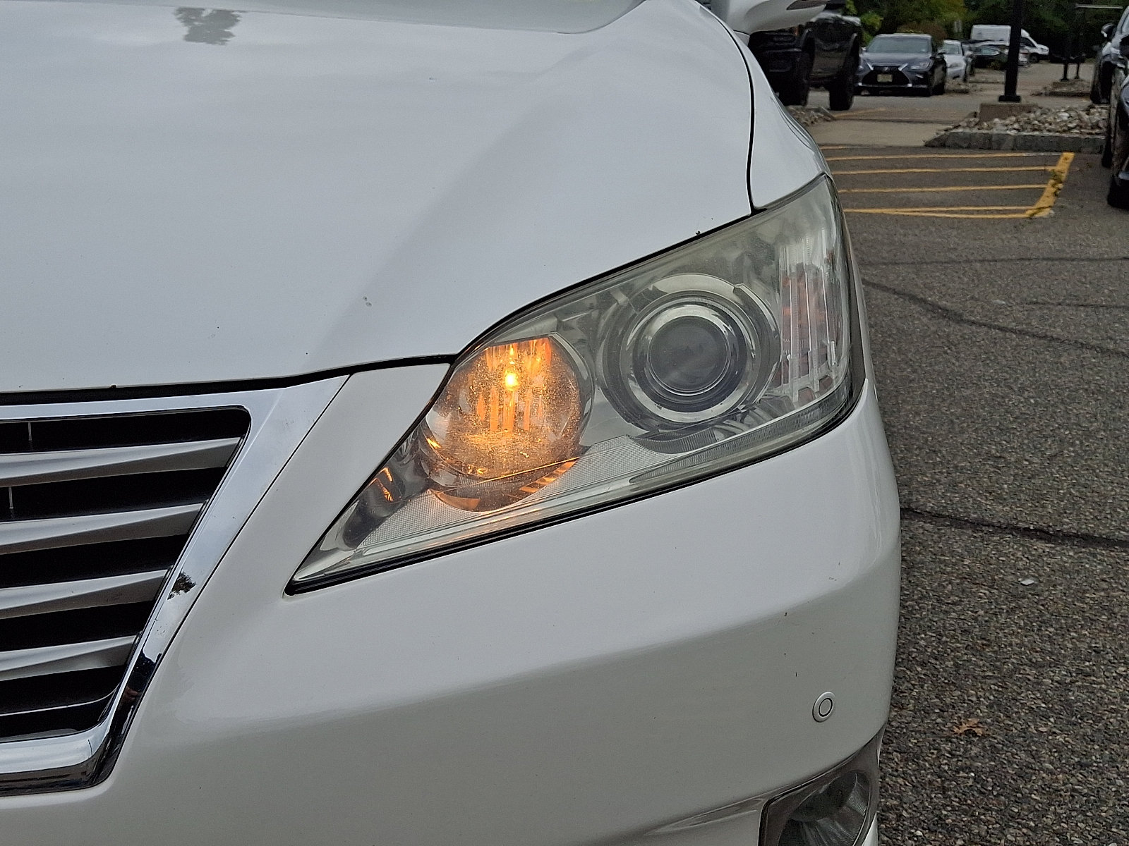 Used 2011 Lexus ES 350 FWD image 9
