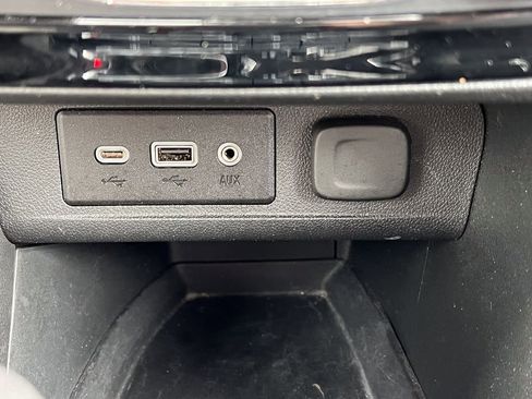 Used 2023 Buick Encore GX Preferred w/ Cold Weather Comfort Package image 22