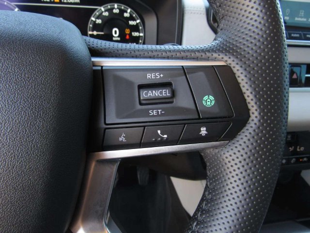 Used 2025 Mitsubishi Outlander SEL AWD/4WD image 29
