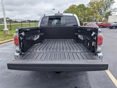 Certified 2023 Toyota Tacoma TRD Sport w/ Advanced Technology Package AWD/4WD image 25