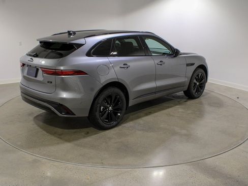 New 2026 Jaguar F-PACE R-Dynamic S image 5