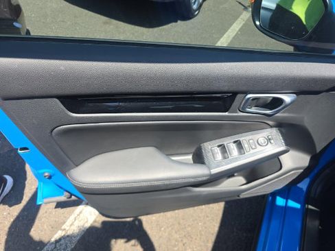 Used 2024 Honda Civic Sport Touring image 16