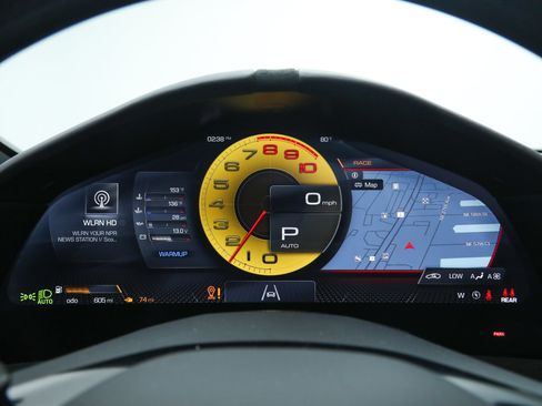 Certified 2025 Ferrari Roma Spider RWD image 37