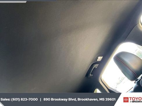 Used 2024 Ford Escape ST-Line image 16