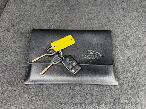 Used 1999 Jaguar XJ8 L RWD image 70