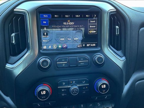 Used 2019 Chevrolet Silverado 1500 LT Trail Boss image 35