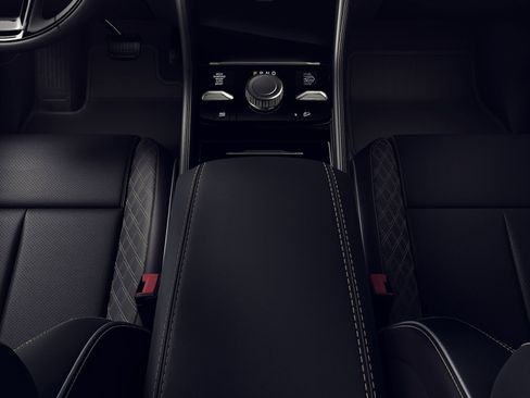 New 2026 Jeep Grand Cherokee L Summit AWD/4WD image 4