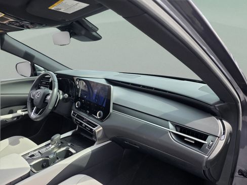 Certified 2023 Lexus RX 350 Premium Plus w/ Cold Area Package image 31