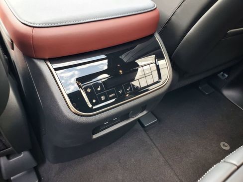 New 2025 INFINITI QX80 Autograph image 13