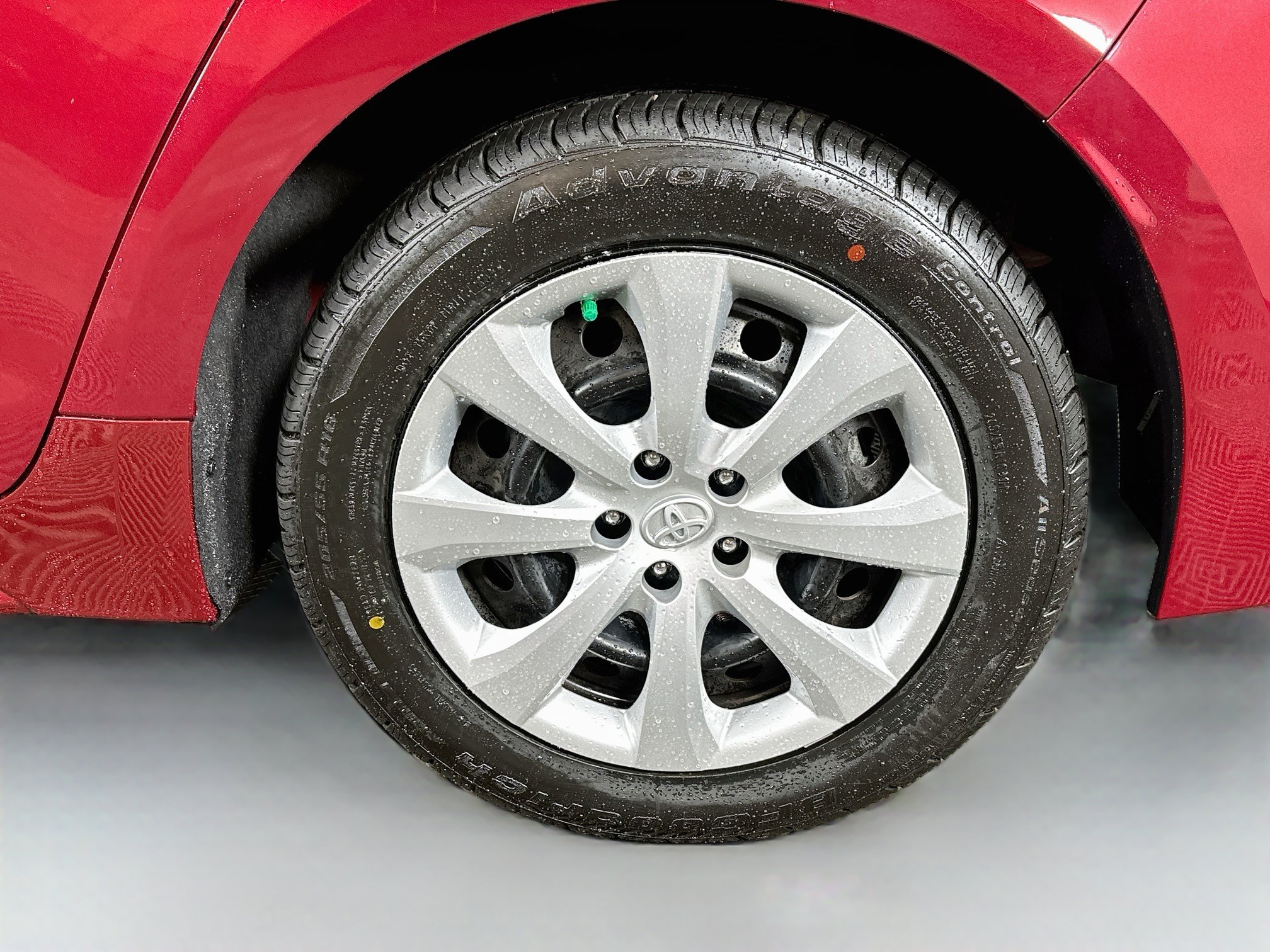Certified 2022 Toyota Corolla LE w/ Carpet Mat Package (TMS) FWD image 28