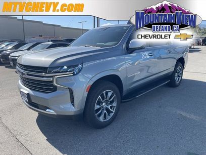 Used 2024 Chevrolet Suburban LT w/ Luxury Package