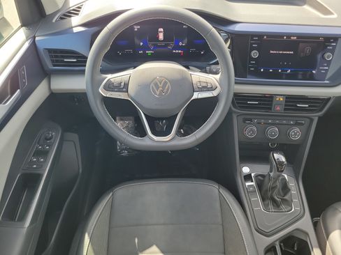 Used 2022 Volkswagen Taos SE FWD image 20