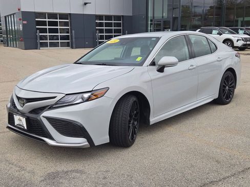 Used 2024 Toyota Camry XSE image 7