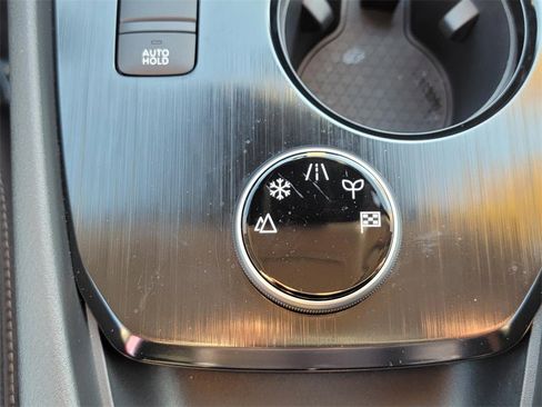 Certified 2025 Nissan Rogue S image 27